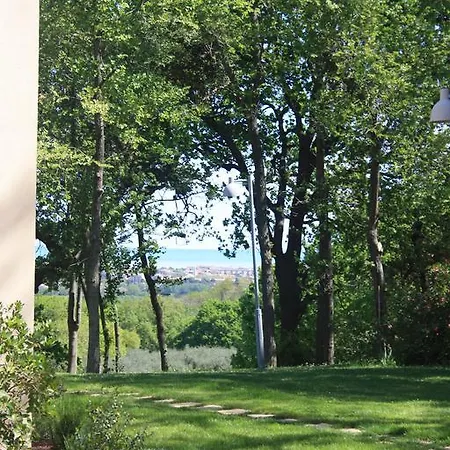 La Barca Nel Bosco 3*