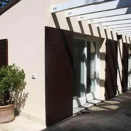 La Barca Nel Bosco Panzió 3*