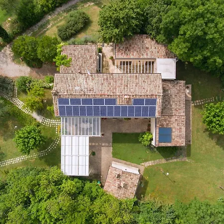 Bed & Breakfast La Barca Nel Bosco 3*