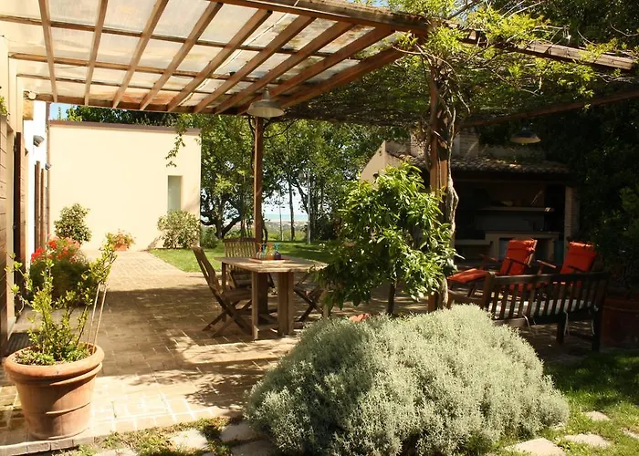 La Barca Nel Bosco Rosciano (Marche)