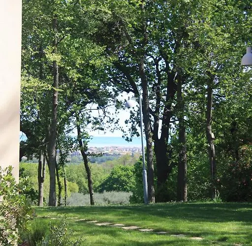 La Barca Nel Bosco 3*