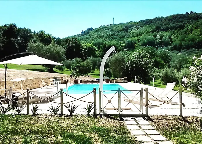 La Barca Nel Bosco 3*