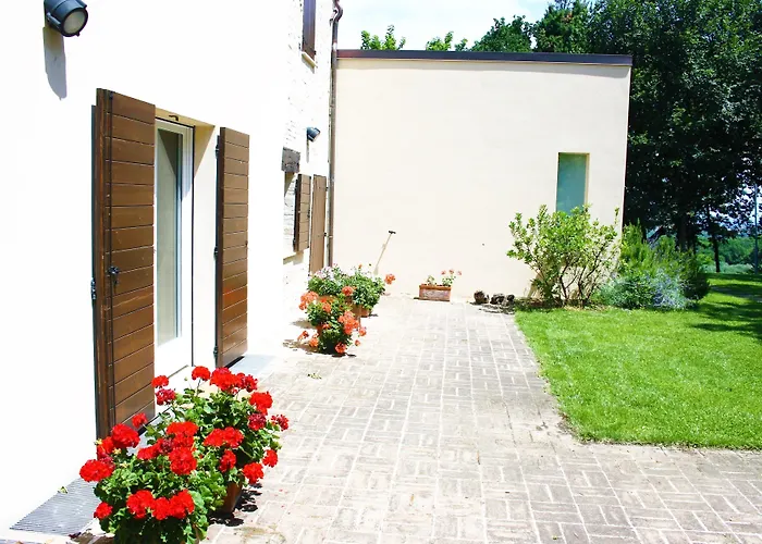 La Barca Nel Bosco Bed & Breakfast Rosciano (Marche)