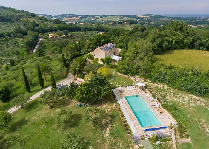 Bed & Breakfast La Barca Nel Bosco 3*